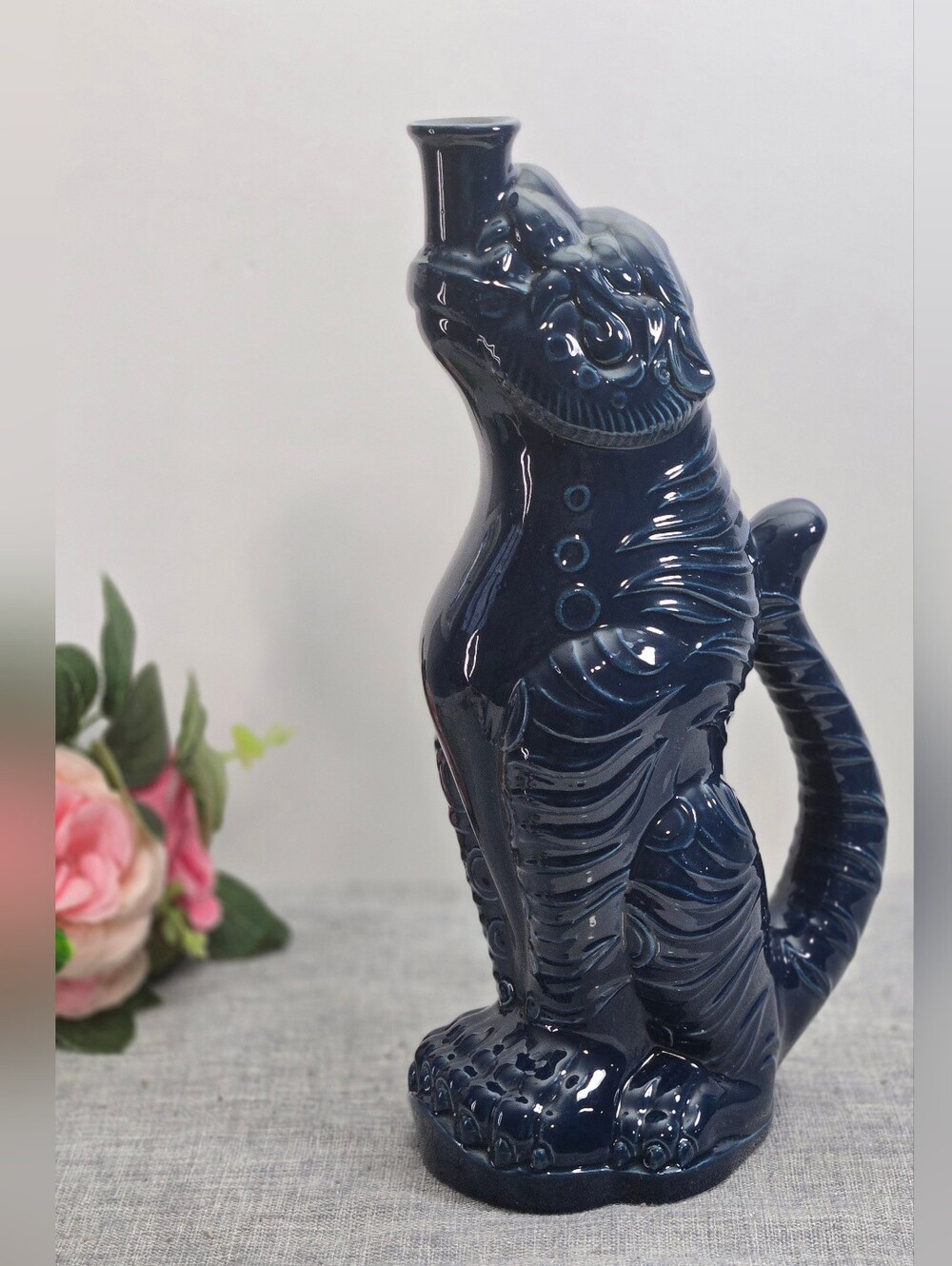 Vintage Korean Lee Gang Ju Ceramic Tiger Bottle Cobalt Blue Decanter‎ Vase
